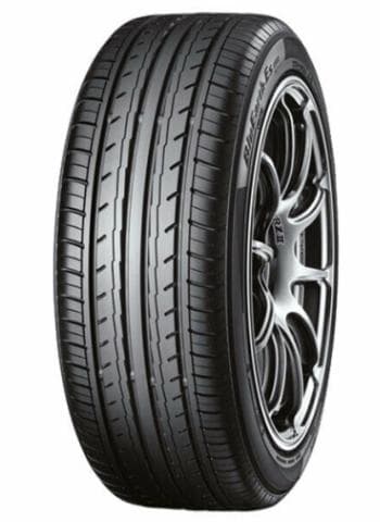 YOKOHAMA 185/65R15 88T BLUEARTH ES32 - 185/65R15